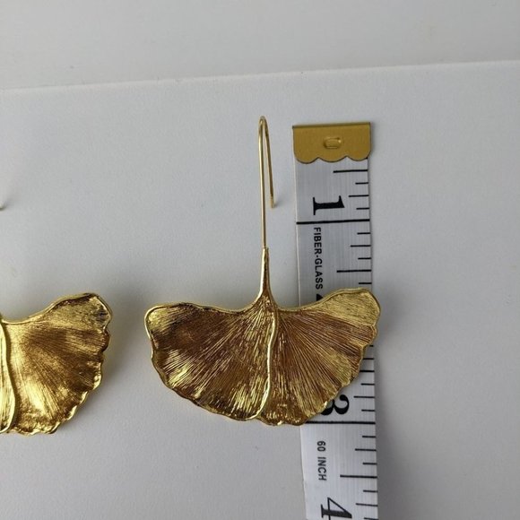 Ginkgo biloba earrings in gold color. New Leaf earings III NEW - Picture 5 of 5